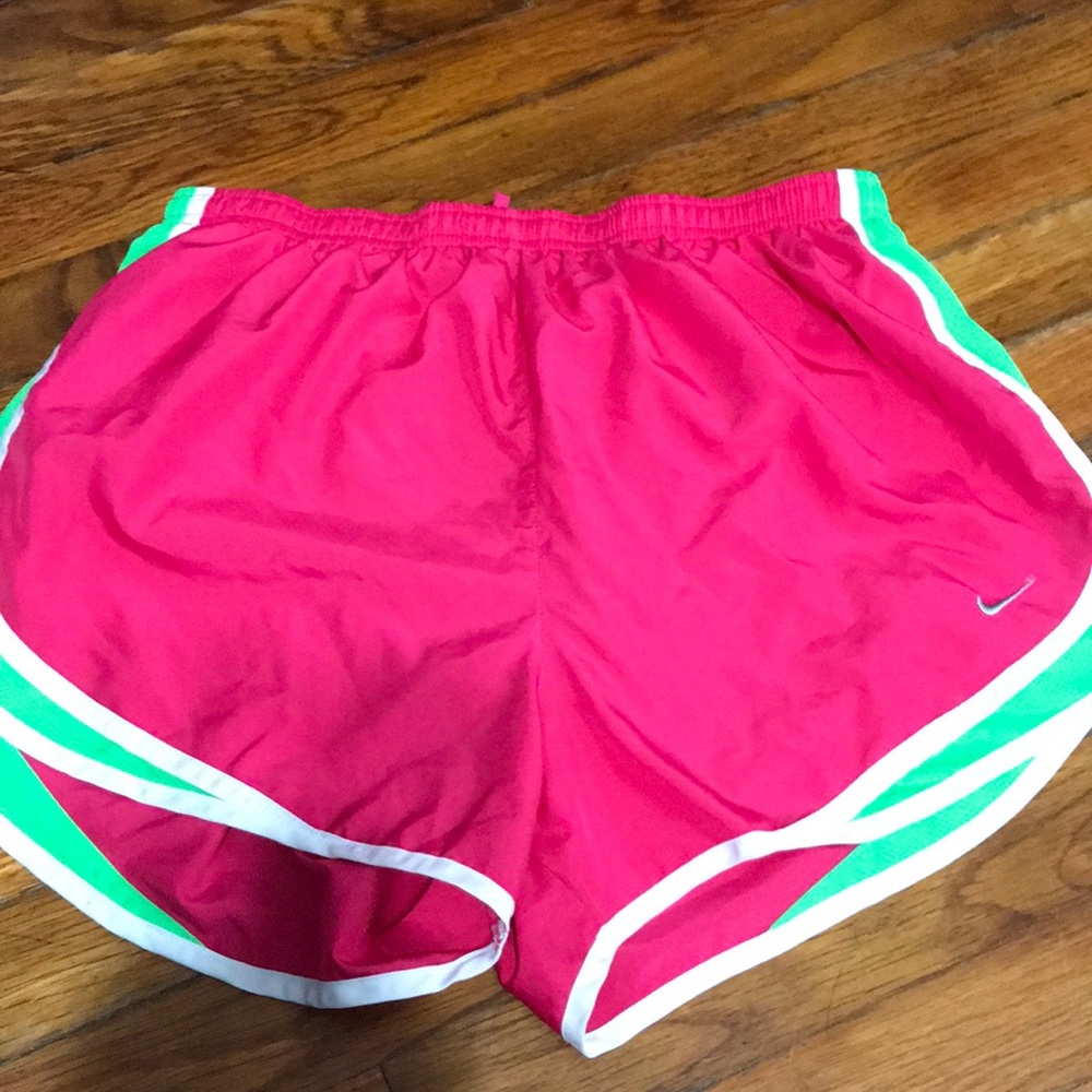 Nike shorts- L